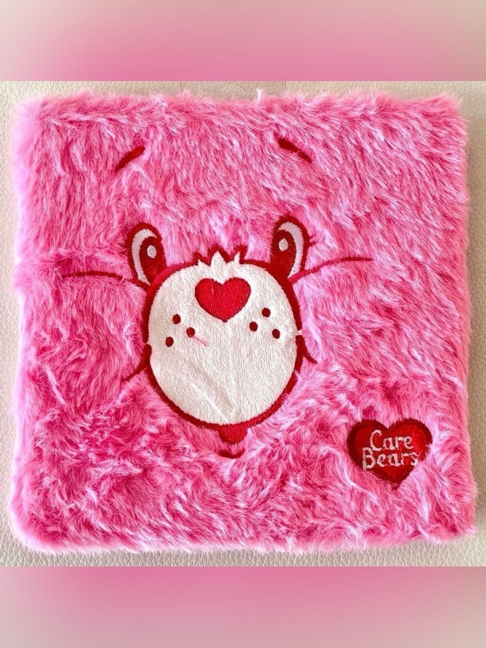 NWT Gorgeous Care Bears Pink White Furry Cover Eyeshadow Palette